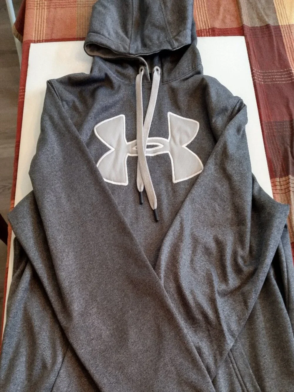 Under Armour Storm Men's Gray Pullover Hoodie Drawstring Pockets Size Medium